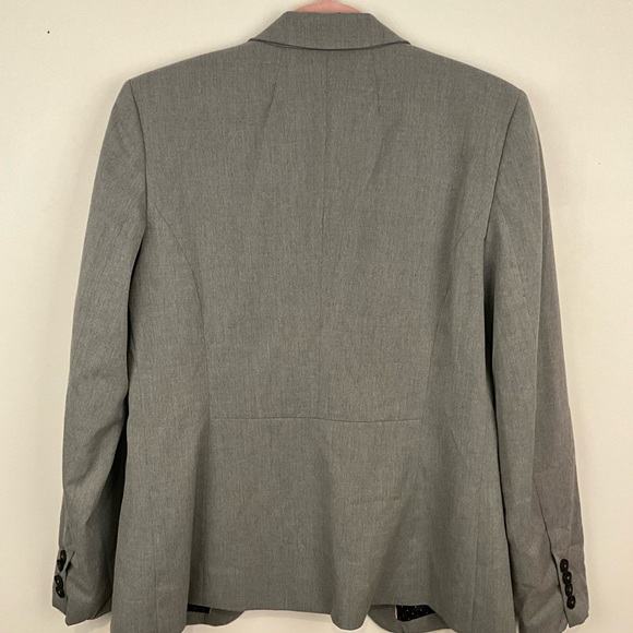 RW & Co Grey Woman’s Blazer Size 8 - Picture 4 of 8